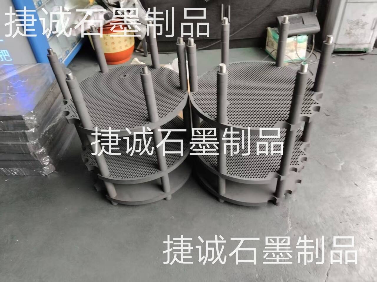 硬質(zhì)合金石墨盤，石墨盤，刀具燒結(jié)石墨盤，石墨盤加工，銅管燒結(jié)石墨盤，燒結(jié)石墨盤，石墨盤加工廠，石墨盤生產(chǎn)廠家