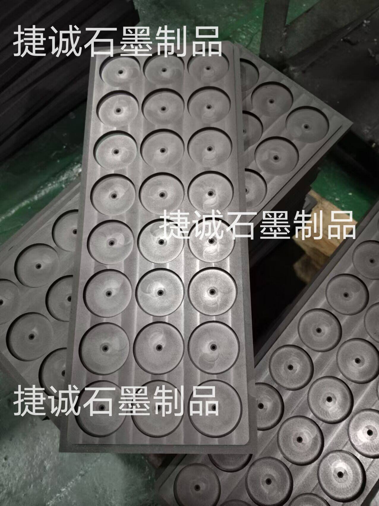 電子器件燒結(jié)用石墨治具，半導(dǎo)體封裝石墨模具，電子燒結(jié)石墨模具，燒結(jié)石墨模具，石墨模具，石墨治具，電子燒結(jié)石墨模具加工，石墨模具加工，石墨模具生產(chǎn)廠(chǎng)家